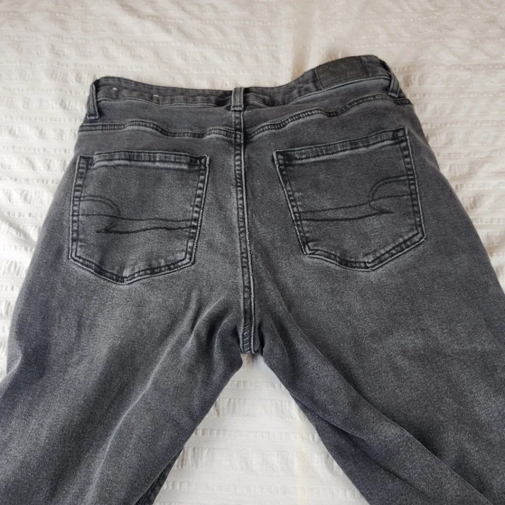 American Eagle Stretch Jeans Faded Black Denim Womens Size 6 Slim‎ Straight